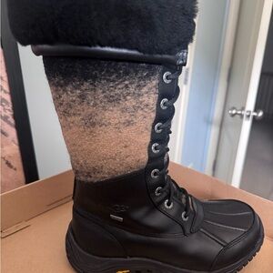 Black and Tan Women’s Boots (BRAND NEW)